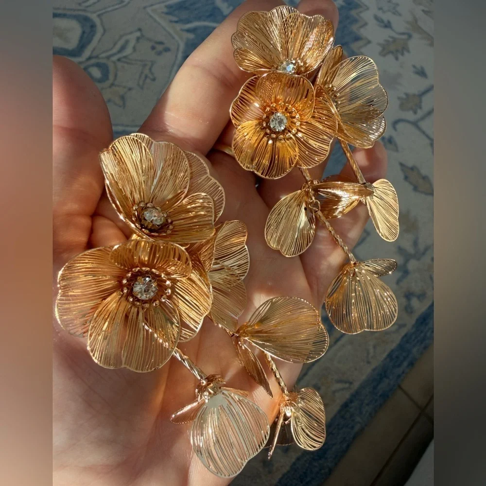 ZARA CASCADING GOLD KATE MIDDLETON FLORAL EARRINGS FLOWER GOLD BAFTAS